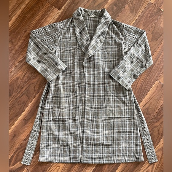 Handmade Blue Plaid Belted Coat - Picture 16 of 16